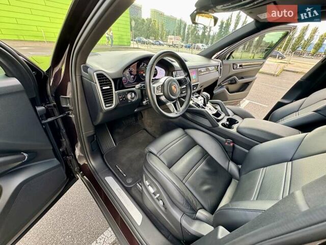 Коричневий Порше Cayenne, об'ємом двигуна 3 л та пробігом 93 тис. км за 47900 $, фото 36 на Automoto.ua