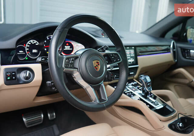 Коричневый Порше Каен, объемом двигателя 2.89 л и пробегом 121 тыс. км за 53000 $, фото 6 на Automoto.ua