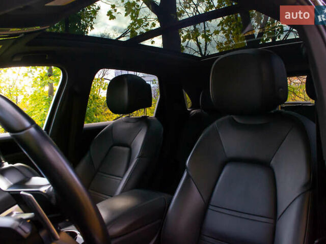 Коричневый Порше Каен, объемом двигателя 3 л и пробегом 112 тыс. км за 58900 $, фото 42 на Automoto.ua