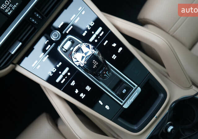 Коричневый Порше Каен, объемом двигателя 2.89 л и пробегом 121 тыс. км за 53000 $, фото 8 на Automoto.ua