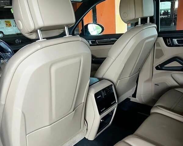 Коричневий Порше Cayenne, об'ємом двигуна 3 л та пробігом 74 тис. км за 48000 $, фото 13 на Automoto.ua