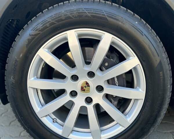 Коричневый Порше Каен, объемом двигателя 3 л и пробегом 148 тыс. км за 44000 $, фото 13 на Automoto.ua