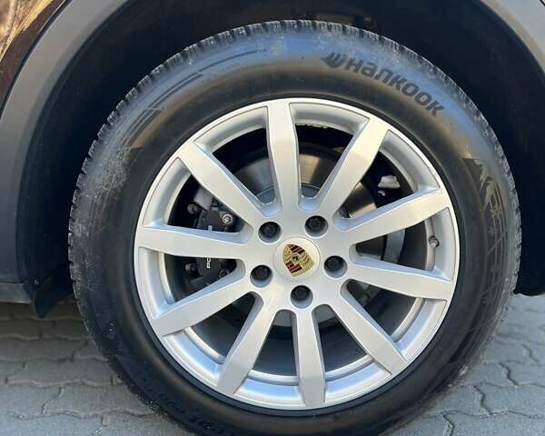 Коричневый Порше Каен, объемом двигателя 3 л и пробегом 148 тыс. км за 44000 $, фото 14 на Automoto.ua