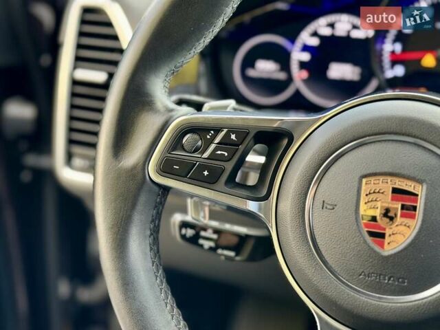 Коричневий Порше Cayenne, об'ємом двигуна 3 л та пробігом 93 тис. км за 47900 $, фото 59 на Automoto.ua