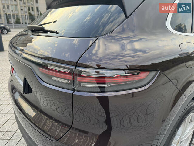 Коричневый Порше Каен, объемом двигателя 3 л и пробегом 99 тыс. км за 52900 $, фото 7 на Automoto.ua