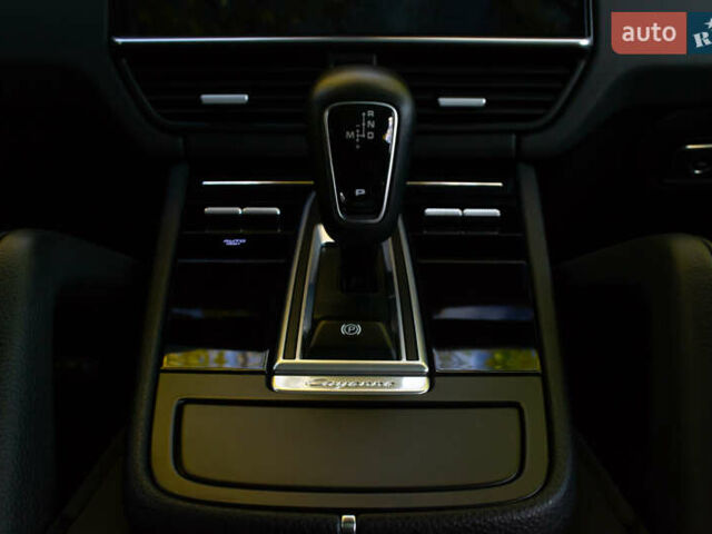 Коричневый Порше Каен, объемом двигателя 3 л и пробегом 112 тыс. км за 58900 $, фото 32 на Automoto.ua