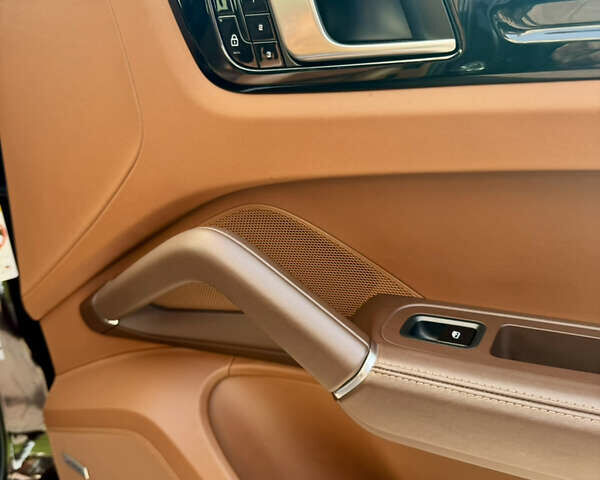 Коричневий Порше Cayenne, об'ємом двигуна 3 л та пробігом 180 тис. км за 59000 $, фото 17 на Automoto.ua