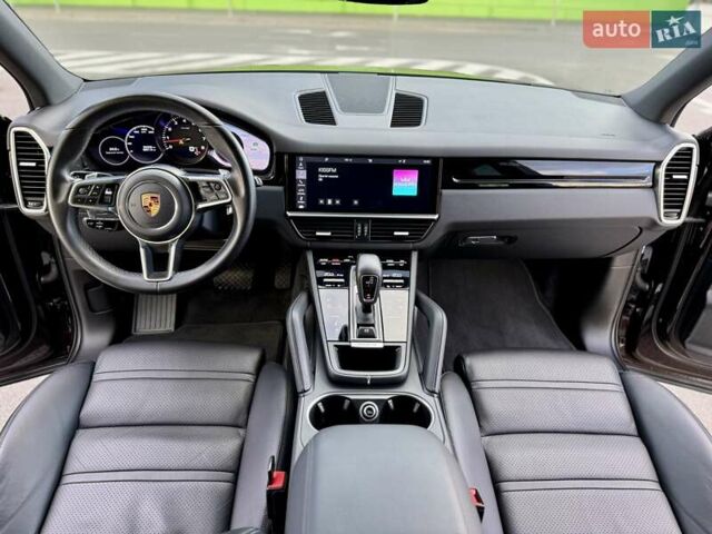 Коричневий Порше Cayenne, об'ємом двигуна 3 л та пробігом 93 тис. км за 47900 $, фото 56 на Automoto.ua