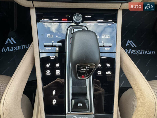 Коричневый Порше Каен, объемом двигателя 3 л и пробегом 99 тыс. км за 52900 $, фото 16 на Automoto.ua