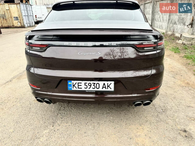 Коричневий Порше Cayenne, об'ємом двигуна 2.89 л та пробігом 147 тис. км за 61000 $, фото 3 на Automoto.ua