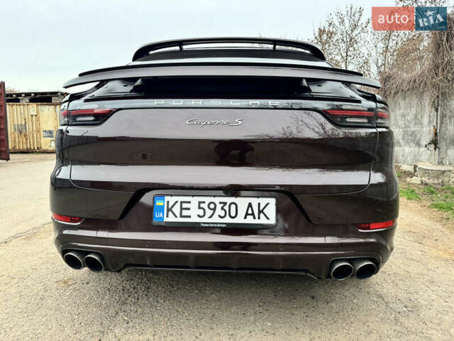Коричневий Порше Cayenne, об'ємом двигуна 2.89 л та пробігом 147 тис. км за 61000 $, фото 4 на Automoto.ua