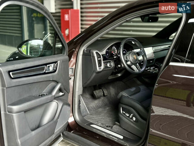 Коричневий Порше Cayenne, об'ємом двигуна 3 л та пробігом 3 тис. км за 81000 $, фото 7 на Automoto.ua