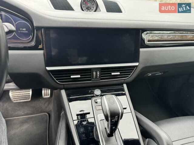 Коричневий Порше Cayenne, об'ємом двигуна 2.89 л та пробігом 147 тис. км за 61000 $, фото 10 на Automoto.ua