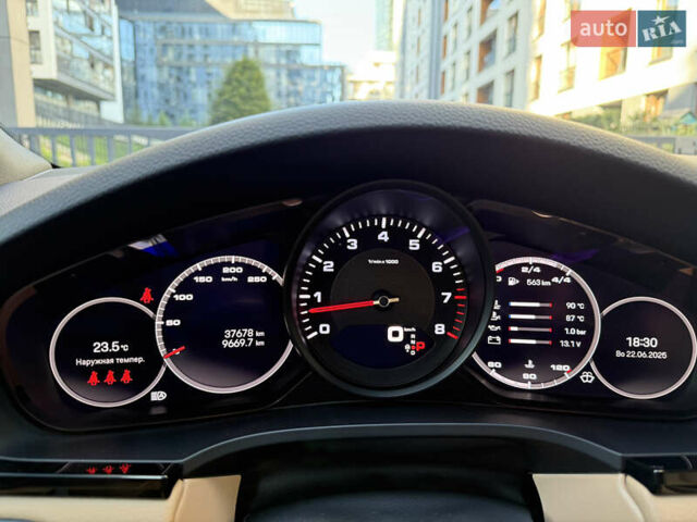 Коричневий Порше Cayenne, об'ємом двигуна 3 л та пробігом 37 тис. км за 71500 $, фото 15 на Automoto.ua