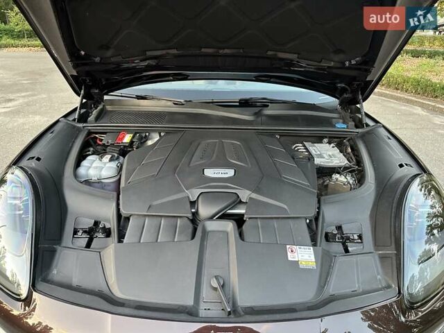 Коричневый Порше Каен, объемом двигателя 3 л и пробегом 43 тыс. км за 92950 $, фото 110 на Automoto.ua