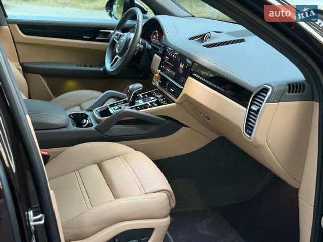 Коричневый Порше Каен, объемом двигателя 3 л и пробегом 3 тыс. км за 92500 $, фото 8 на Automoto.ua