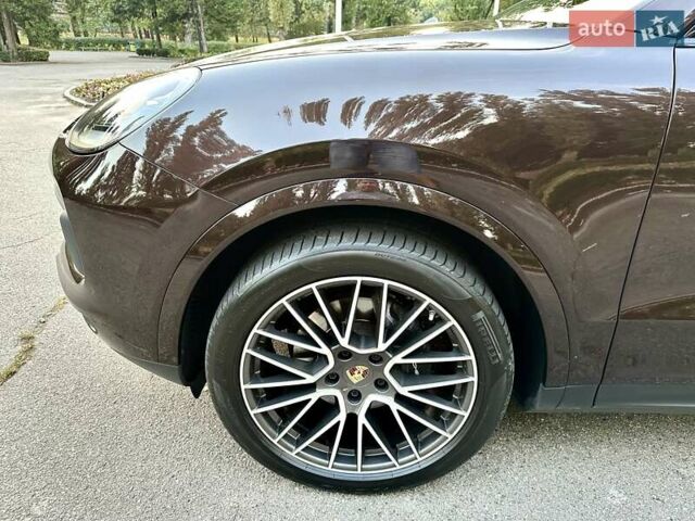 Коричневый Порше Каен, объемом двигателя 3 л и пробегом 43 тыс. км за 92950 $, фото 84 на Automoto.ua