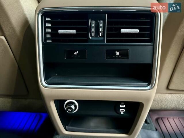 Коричневый Порше Каен, объемом двигателя 3 л и пробегом 43 тыс. км за 92950 $, фото 15 на Automoto.ua