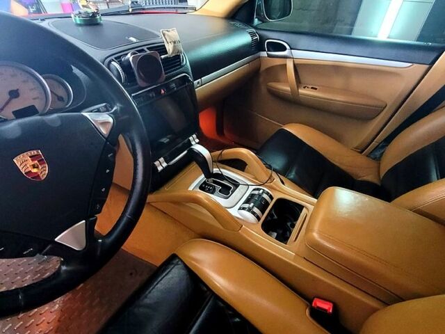 Червоний Порше Cayenne, об'ємом двигуна 4.5 л та пробігом 174 тис. км за 8400 $, фото 7 на Automoto.ua