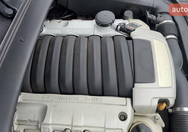 Червоний Порше Cayenne, об'ємом двигуна 4.81 л та пробігом 126 тис. км за 12222 $, фото 58 на Automoto.ua