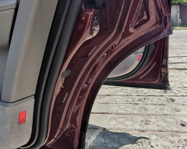 Красный Порше Каен, объемом двигателя 4.81 л и пробегом 65 тыс. км за 15000 $, фото 2 на Automoto.ua
