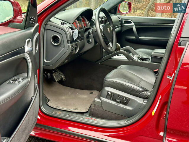 Червоний Порше Cayenne, об'ємом двигуна 4.81 л та пробігом 126 тис. км за 12222 $, фото 8 на Automoto.ua