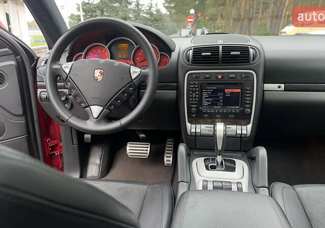 Червоний Порше Cayenne, об'ємом двигуна 4.81 л та пробігом 126 тис. км за 12222 $, фото 77 на Automoto.ua