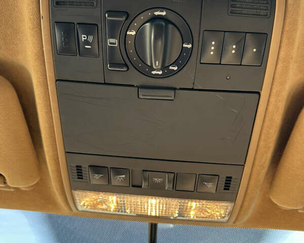 Красный Порше Каен, объемом двигателя 4.81 л и пробегом 117 тыс. км за 13500 $, фото 10 на Automoto.ua