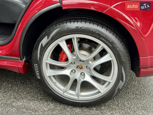 Червоний Порше Cayenne, об'ємом двигуна 4.81 л та пробігом 126 тис. км за 12222 $, фото 39 на Automoto.ua