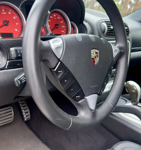 Червоний Порше Cayenne, об'ємом двигуна 4.81 л та пробігом 126 тис. км за 12222 $, фото 10 на Automoto.ua