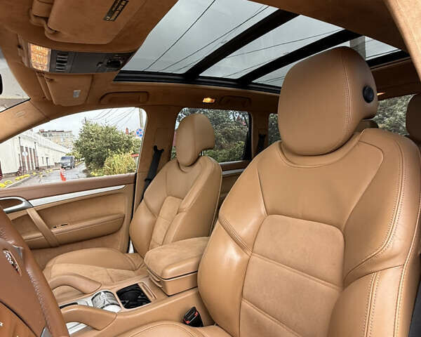 Червоний Порше Cayenne, об'ємом двигуна 4.8 л та пробігом 119 тис. км за 10500 $, фото 26 на Automoto.ua