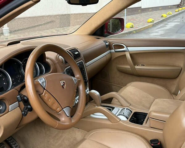 Червоний Порше Cayenne, об'ємом двигуна 4.8 л та пробігом 119 тис. км за 10500 $, фото 27 на Automoto.ua