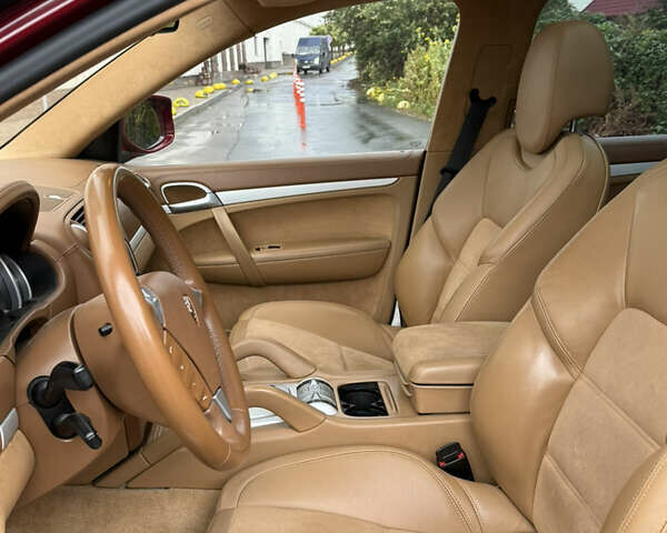Червоний Порше Cayenne, об'ємом двигуна 4.8 л та пробігом 119 тис. км за 10500 $, фото 24 на Automoto.ua