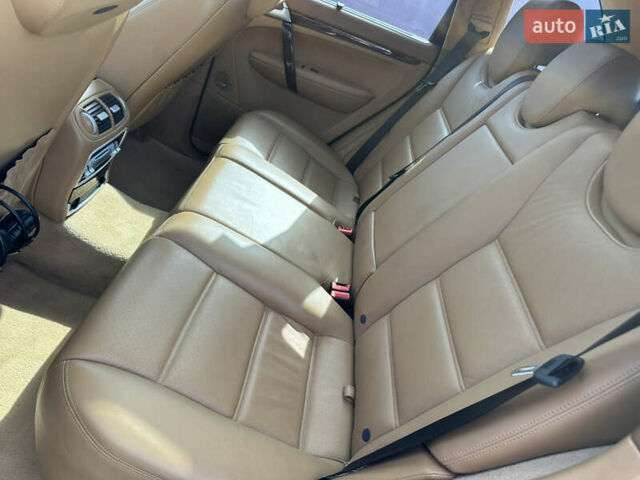 Красный Порше Каен, объемом двигателя 4.81 л и пробегом 117 тыс. км за 13500 $, фото 21 на Automoto.ua