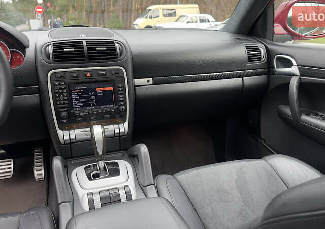 Червоний Порше Cayenne, об'ємом двигуна 4.81 л та пробігом 126 тис. км за 12222 $, фото 78 на Automoto.ua