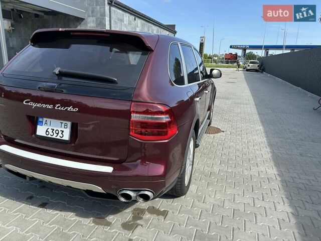 Красный Порше Каен, объемом двигателя 4.81 л и пробегом 117 тыс. км за 13500 $, фото 2 на Automoto.ua