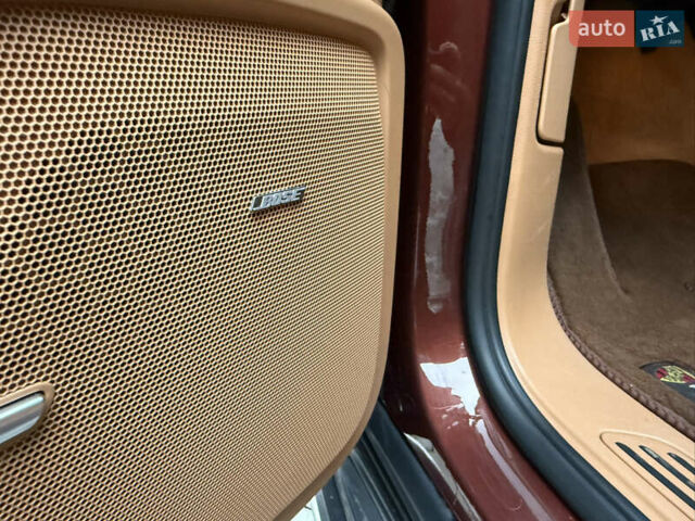 Красный Порше Каен, объемом двигателя 3 л и пробегом 278 тыс. км за 23500 $, фото 12 на Automoto.ua