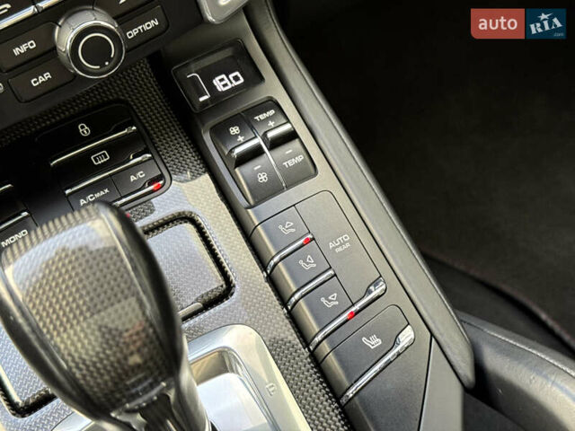 Красный Порше Каен, объемом двигателя 4.8 л и пробегом 123 тыс. км за 23900 $, фото 35 на Automoto.ua