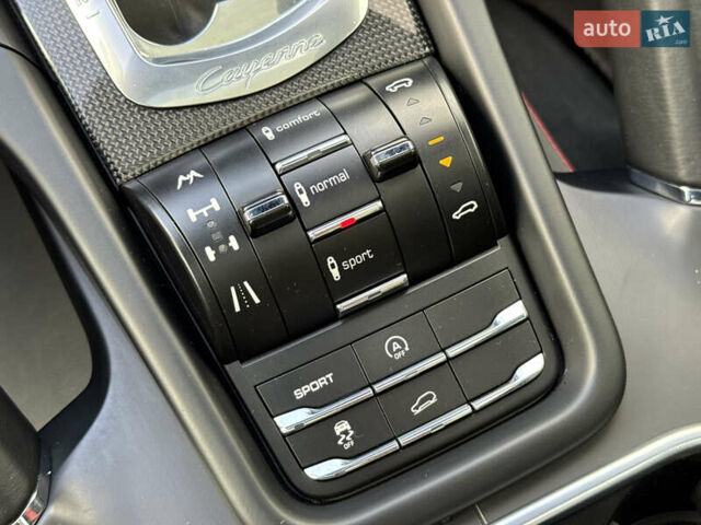 Красный Порше Каен, объемом двигателя 4.8 л и пробегом 123 тыс. км за 23900 $, фото 33 на Automoto.ua