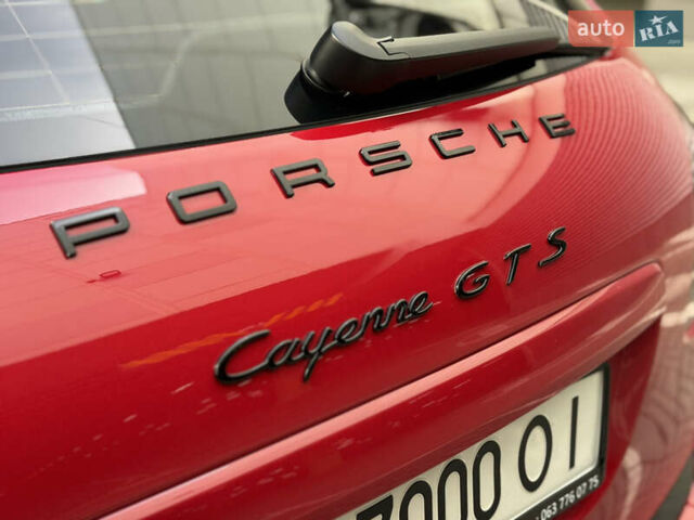 Красный Порше Каен, объемом двигателя 4.8 л и пробегом 123 тыс. км за 23900 $, фото 13 на Automoto.ua