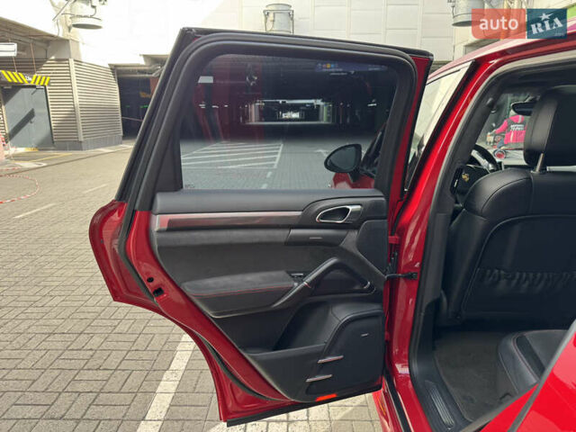 Червоний Порше Cayenne, об'ємом двигуна 4.8 л та пробігом 123 тис. км за 27000 $, фото 27 на Automoto.ua