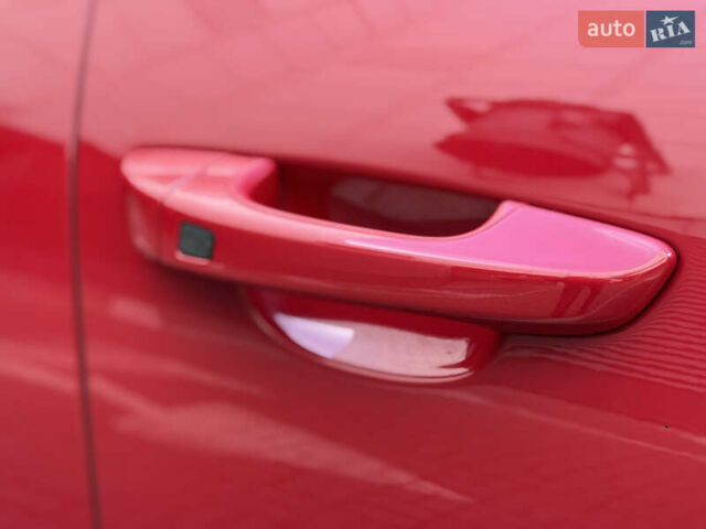 Красный Порше Каен, объемом двигателя 4.8 л и пробегом 123 тыс. км за 23900 $, фото 16 на Automoto.ua