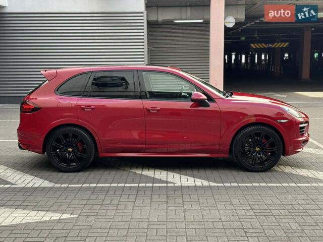 Красный Порше Каен, объемом двигателя 4.8 л и пробегом 123 тыс. км за 23900 $, фото 4 на Automoto.ua