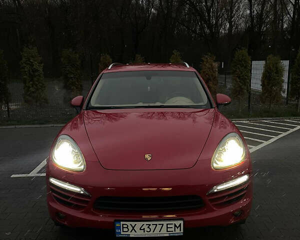 Червоний Порше Cayenne, об'ємом двигуна 2.97 л та пробігом 220 тис. км за 21000 $, фото 1 на Automoto.ua