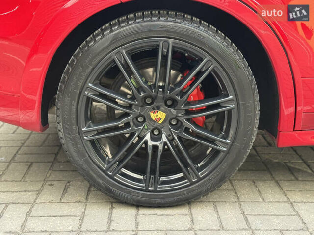 Червоний Порше Cayenne, об'ємом двигуна 4.8 л та пробігом 123 тис. км за 27000 $, фото 15 на Automoto.ua