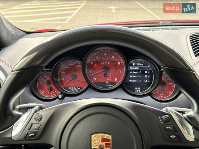 Червоний Порше Cayenne, об'ємом двигуна 4.8 л та пробігом 123 тис. км за 27000 $, фото 30 на Automoto.ua