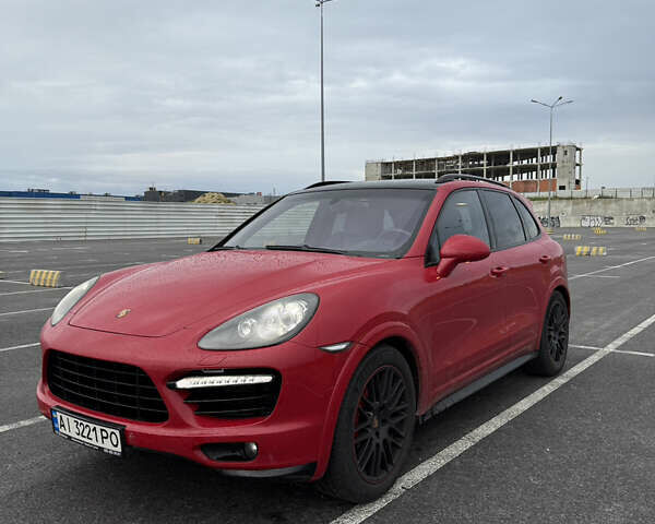 Червоний Порше Cayenne, об'ємом двигуна 4.81 л та пробігом 134 тис. км за 23500 $, фото 1 на Automoto.ua