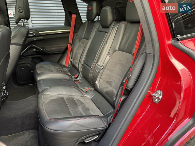 Красный Порше Каен, объемом двигателя 4.8 л и пробегом 123 тыс. км за 23900 $, фото 22 на Automoto.ua