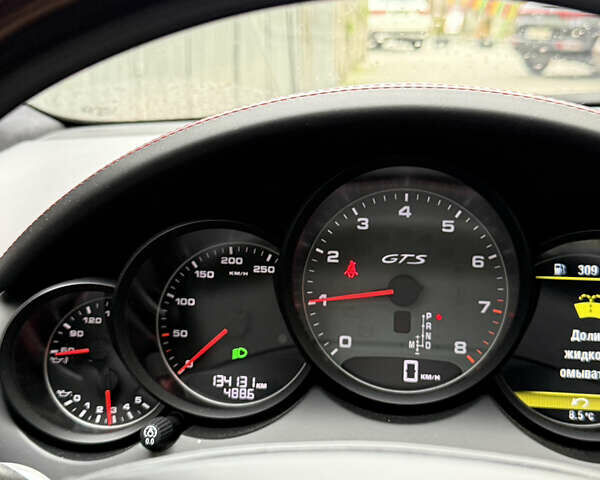 Червоний Порше Cayenne, об'ємом двигуна 4.81 л та пробігом 134 тис. км за 23500 $, фото 23 на Automoto.ua