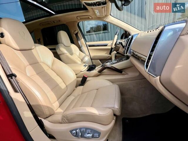 Красный Порше Каен, объемом двигателя 4.81 л и пробегом 99 тыс. км за 31900 $, фото 63 на Automoto.ua